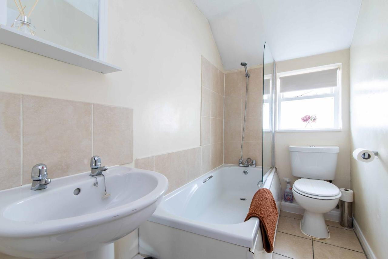 Characterful 2 Bedroom Apartment - Central Location Castle Donington Extérieur photo