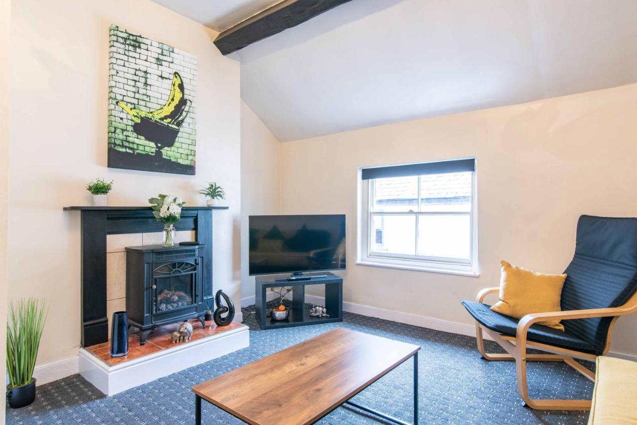 Characterful 2 Bedroom Apartment - Central Location Castle Donington Extérieur photo