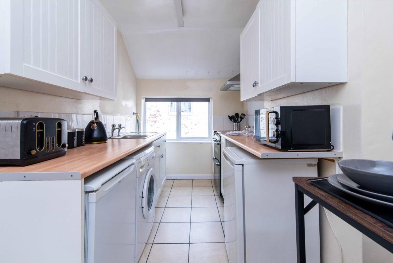 Characterful 2 Bedroom Apartment - Central Location Castle Donington Extérieur photo